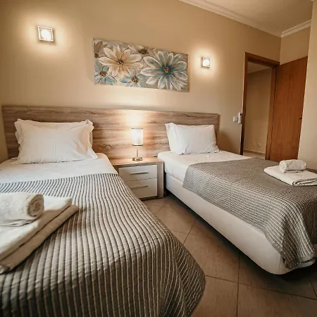 Apartment Portugal Da *
